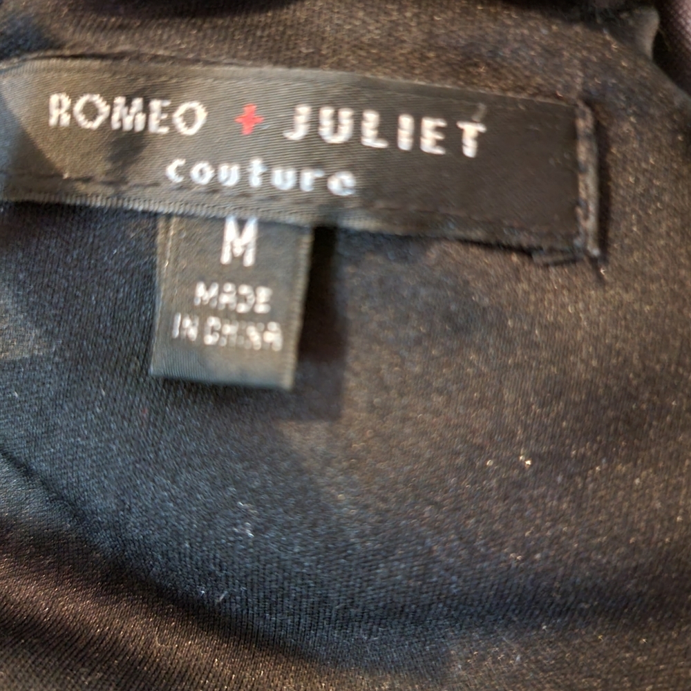Romeo & Juliet Couture Purple Velvet Cold Shoulder Top - Picture 6 of 7